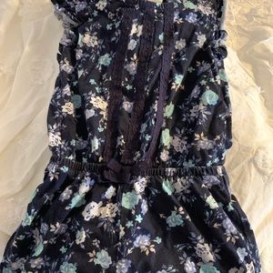 EUC Navy Blue Floral Romper w/ Bottom Snap Closure